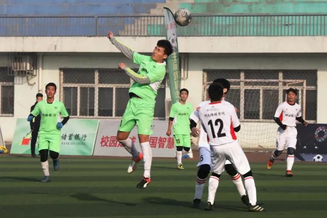 希腊俱乐部老板梦寐以求签下约基奇，称其为顶级球员