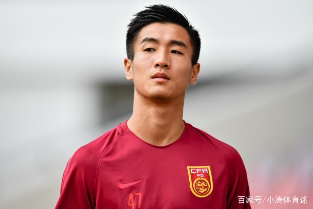 斯科尔斯呼吁曼联引进身价超亿元的后卫罗梅罗